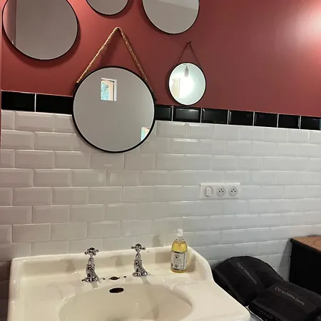 Le Pigeonnier Bed and Breakfast 3*